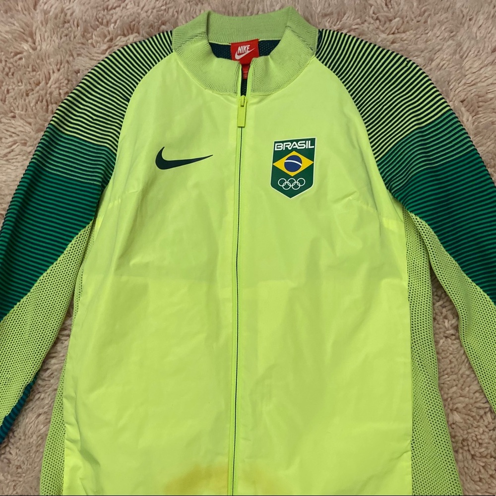 Brazil knit zip up
